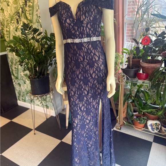 City Triangles Sm Navy Lace Mermaid Prom Dress Beaded Off Shoulder Gown Romantic - Picture 2 of 5